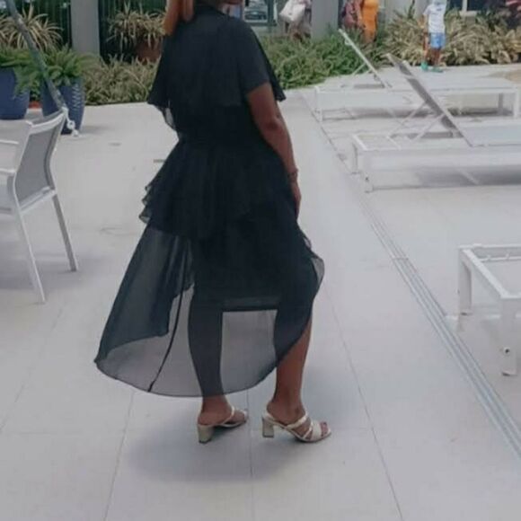 Gold and black tube dress - Picture 2 of 4